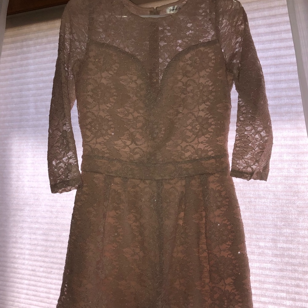 LIKE NEW! Boutique Light Pink w/ Sparkle/Shimmer Long Sleeve Romper - Large